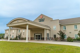 Heritage Place Hotel and Suites