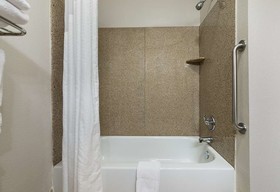 Best Western Plus DeRidder Inn & Suites