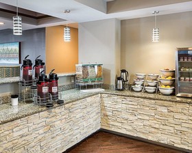 Comfort Suites