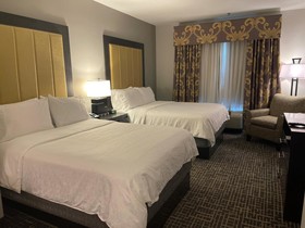 Holiday Inn Express & Suites Gonzales