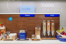 Holiday Inn Express & Suites Gonzales