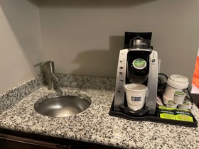 Holiday Inn Express & Suites Gonzales