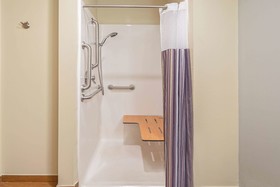 La Quinta Inn & Suites by Wyndham Gonzales LA