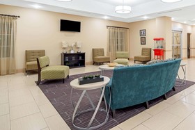La Quinta Inn & Suites by Wyndham Gonzales LA