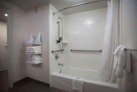 Hampton Inn & Suites New Orleans/Elmwood