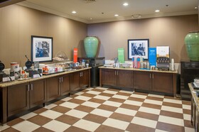 Hampton Inn & Suites New Orleans/Elmwood
