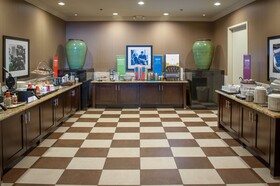 Hampton Inn & Suites New Orleans/Elmwood