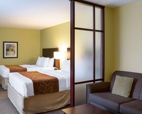 Comfort Suites