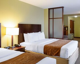 Comfort Suites