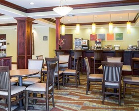 Comfort Suites