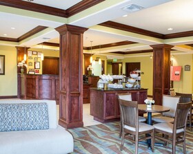 Comfort Suites