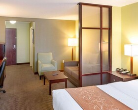 Comfort Suites