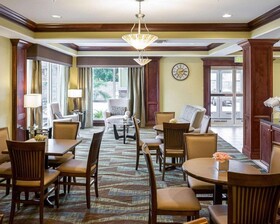 Comfort Suites