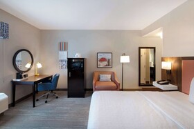 Hampton Inn & Suites Harvey