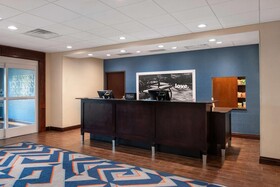 Hampton Inn & Suites Harvey