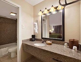 Quality Inn Harvey - New Orleans