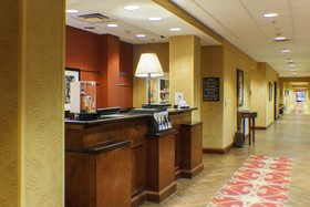Hampton Inn & Suites Jennings