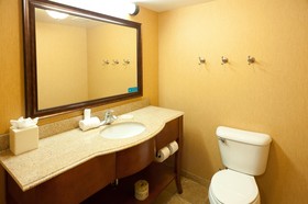 Hampton Inn & Suites Jennings