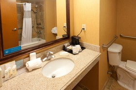 Hampton Inn & Suites Jennings