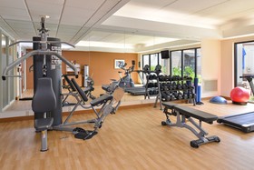 Holiday Inn Express Hotel & Suites New Orleans Airport South
