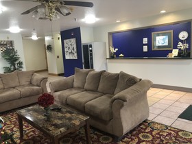 Super 8 by Wyndham Kinder/Coushatta near Casino