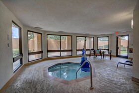 Courtyard by Marriott Lafayette Airport