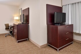 Holiday Inn Express & Suites Lafayette