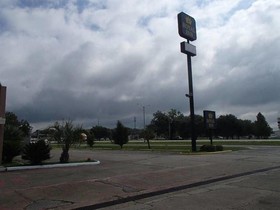 Royal Inn Lafayette