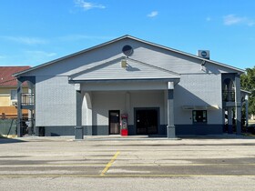 Super 7 Inn