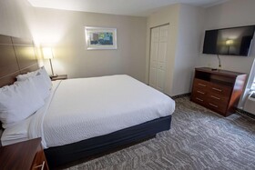 Vermilion River Hotel