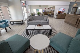 Vermilion River Hotel