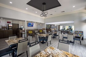 Vermilion River Hotel