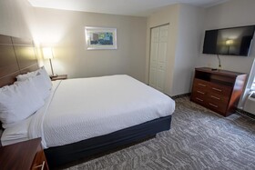 Vermilion River Hotel
