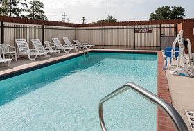 Comfort Suites