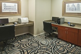 Holiday Inn Express Hotel & Suites Lake Charles