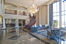 Holiday Inn Express Hotel & Suites Lake Charles