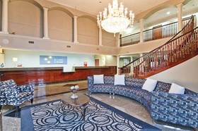 Holiday Inn Express Hotel & Suites Lake Charles
