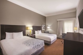 La Quinta Inn & Suites by Wyndham Lake Charles Casino Area
