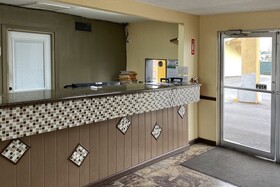 OYO Hotel Lake Charles La I-10