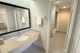 OYO Hotel Lake Charles La I-10