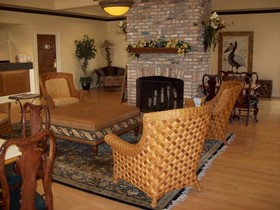 Richmond Suites Hotel