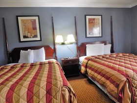 Richmond Suites Hotel