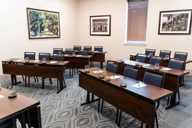 Country Inn & Suites by Radisson, Metairie New Orleans, LA