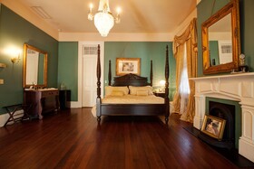 Degas House