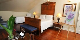 Degas House