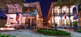 Degas House