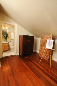 Degas House