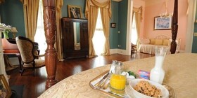 Degas House