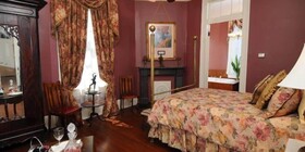 Degas House