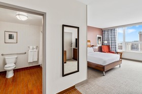 Hilton Garden Inn New Orleans French Quarter/CBD